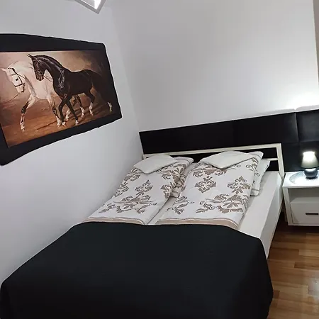 Niko Διαμέρισμα Γκνιέζνο